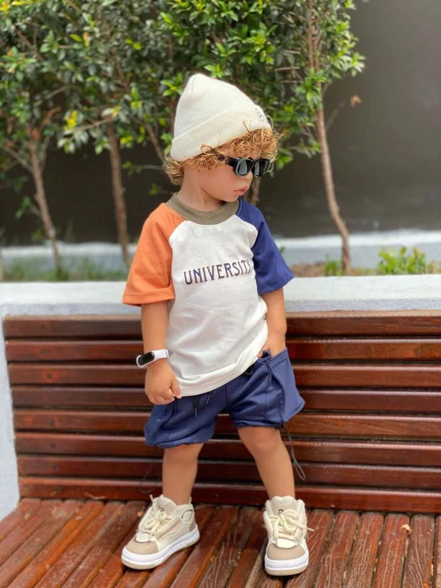 Conjunto Infantil Cool University – Camiseta Multicolorida + Shorts Azul